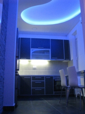 Luxurious, 100 m2 (1.076 ft2), Fully Furnished  Street Modene 1, Novi Sad Center