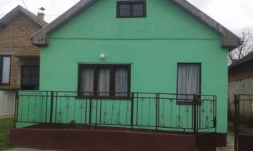 Na prodaju kuća u Laćarku (Sr. Mitrovica)