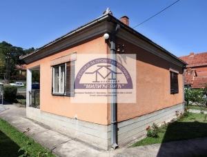 Prodaja, Kuća, 160m2 , Kozujevo