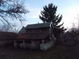 Porodična kuca u Bajši, pored Backe Topole