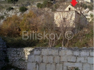 KRILO JESENICE - dvije kamene ruševne kuće