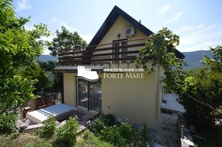 House for sale in Drenovik