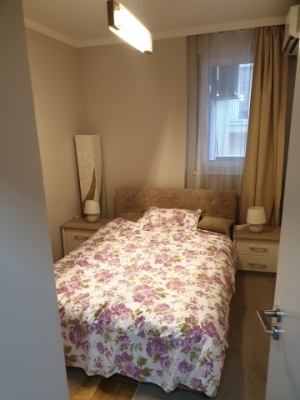 Neue Luxus-möblierte 3-Zimmer-Wohnung  im Zentrum von Novi Sad zu vermietenn