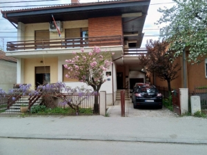 Kuća Kruševac centar - 450m2 - PO+P+P1+PK