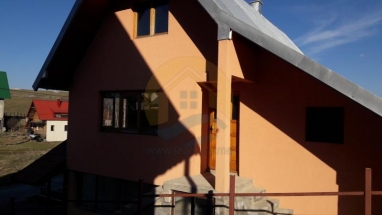 Spacious house for sale in Zabljak, Montenegro. 