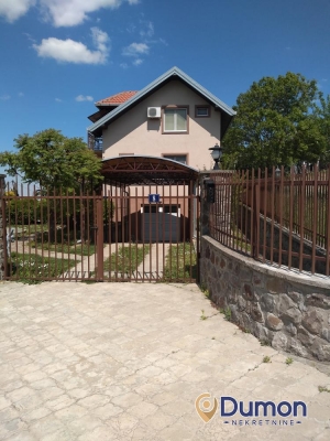 Prodaja, Kuća, 250m2 , Sremska Kamenica