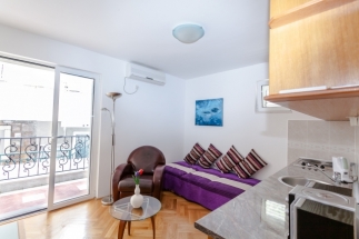 One bedroom apartment on Sveti Stefan
