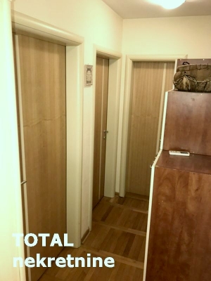 4. 5 Četvoroiposoban stan NOVI SAD, 154500€