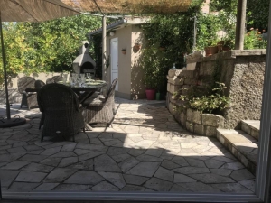 House for sale in a great location in Dobrota, Kotor