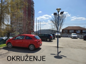 Izdajem lokal na prometnom mestu u Rakovici 122 m2 