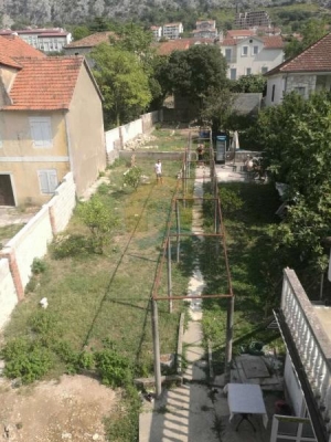 House for sale with a plot in Dobrota, Kotor