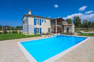 Impressive Istrian stone villa with pool