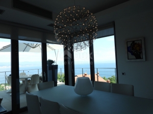 OPATIJA, LOVRAN - luksuzna vila s predivnim pogledom na more, bazenom i okućnicom površine 500m2