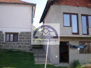 Prodaja, Kuća, 140m2 , Stanovo