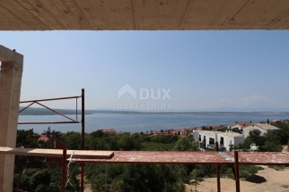 CRIKVENICA - luxury duplex apartment in a residential villa with private pool