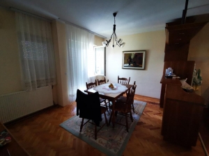 Three-room apartment for sale in Jagodina
