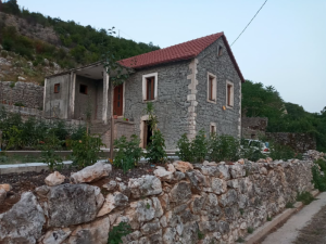 Stone house for sale in Danilovgrad