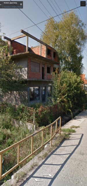 Kuća sa lokalima u Grejaču kod Aleksinca, 126 m2, na 11 ari placa