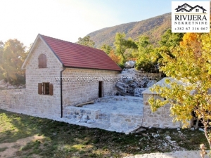 Stone house in place Vrbanj Herceg Novi