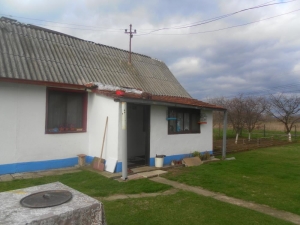 Na prodaju kuća na prostranom placu u Ćupriji