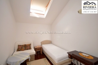 Two bedroom duplex apartment in Dobrot Kotor