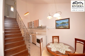 Two bedroom duplex apartment in Dobrot Kotor