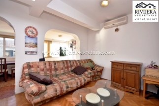 For sale two bedroom apartment in Karaca Herceg Novi