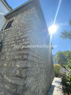 Beautiful stone palace for sale in Dobrota, Kotor