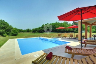 Central Istria, secluded holiday house