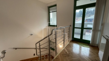 House with two apartments for rent in Grbavica