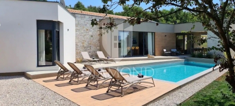 Central Istria, beautiful modern villa with pool