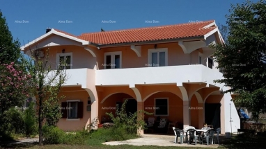 House Villa with 3 apartments near Zadar