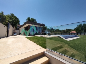 Luksuzna vila sa bazenom i pogledom na Dunav! 210m2. 