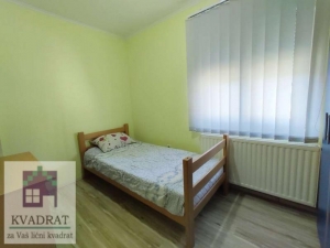 Kuća 382 m² + Pk, 26 ari, Obrenovac, Skela – 210 000 €