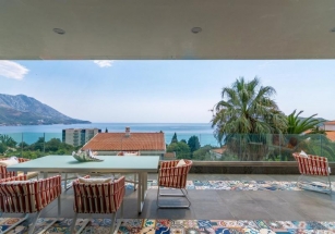 Villa in Becici with sea view