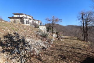 VEPRINAC - Beautiful detached house with panoramic sea views