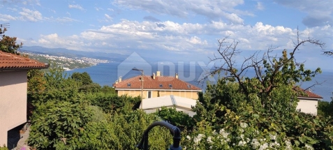 OPATIJA, POBRI - Apartment with parking and sea view