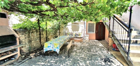 ISTRIEN, LIŽNJAN - Istrisches Landhaus mit 3 Wohnungen