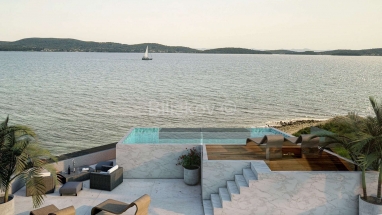 Zadar, Sukošan - luksuzan 4soban stan sa bazenom i vrtom, 