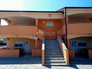 ZADAR, VIR - Two beautiful apartment villas for long-term rent