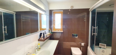 ISTRIA, PULA - Luxurious apartment in a new building