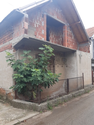 Kuća sa placem, Novo Selo