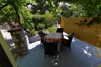 Mali losinj - Three apartments, 191.94 m2