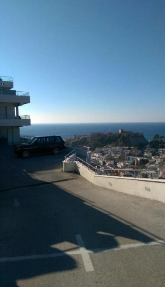 Luxury apartment with a sea view in Ulcinj is for sale