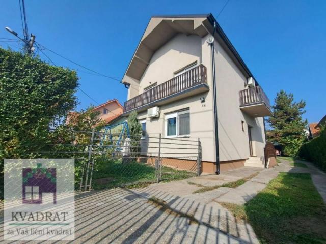 Kuća 150 m² + pomoćna kuća 54 m², 4 ara, Obrenovac, Potića Voće (NAMEŠTENA) – 155 000 €