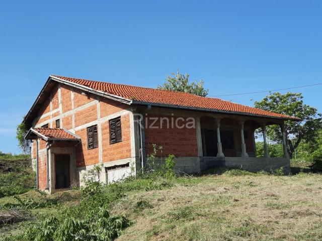 Komforna kuća u izgradnji u blizini Miljkovca i Paljine