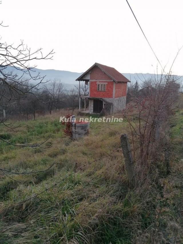 Na prodaju kuća u Ljubiću