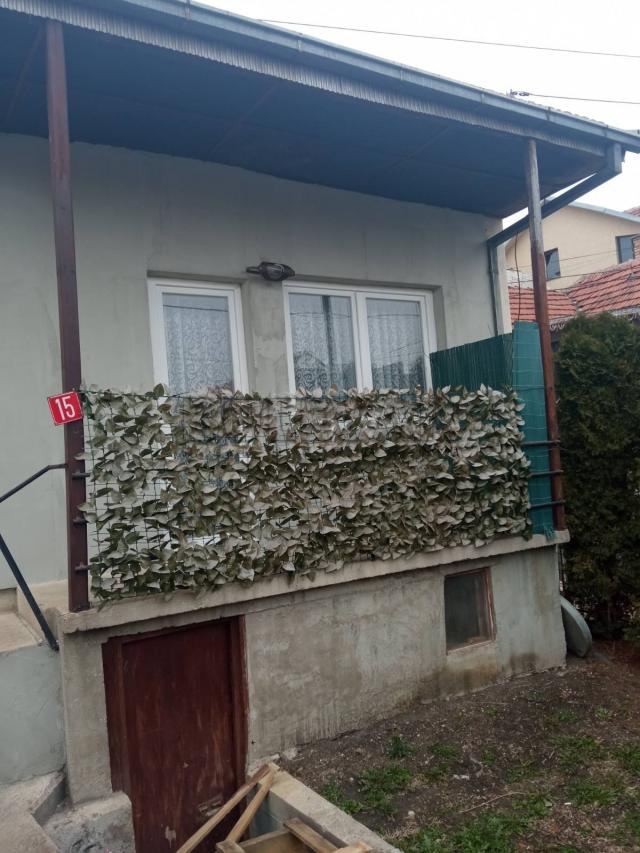 Kuća u Kragujevcu, naselje Bresnica –osnova 120 m2, Plac 1, 81 ar
