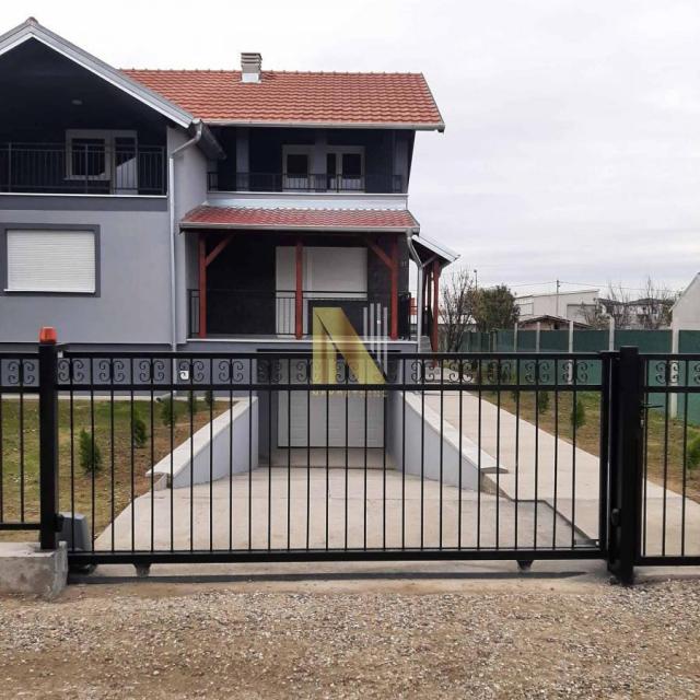 Na prodaju nova petosobna neuseljavana kuća kod Lipovog Gaja