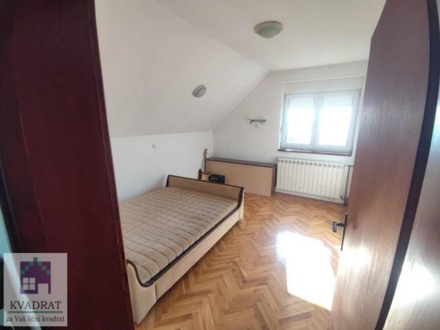 Kuća 300 m², 8 ari placa, Obrenovac, Mala Moštanica - 175 000 €